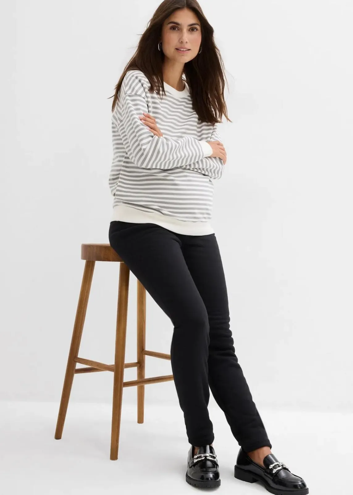 bonprix Umstandsmode^Wärmende Umstands-Leggings mit Teddyfutter schwarz