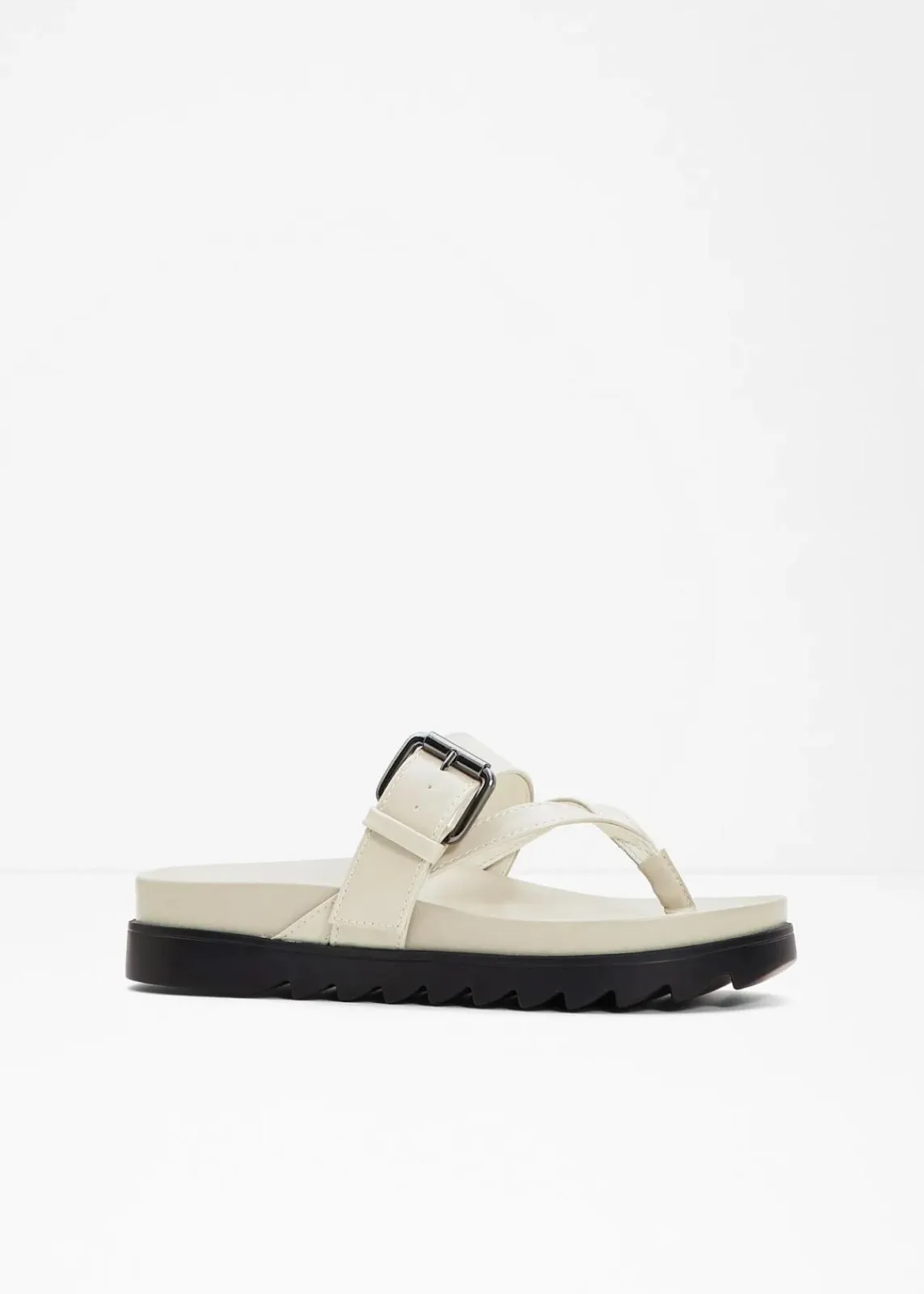 bonprix Sommerschuhe^Zehenstegpantoletten mit Profilsohle cremeweiß