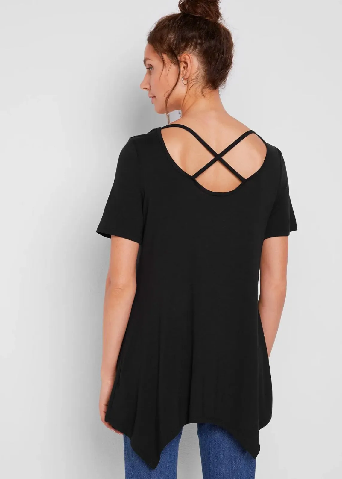 bonprix Shirts & Tops|Nachhaltigere Materialien^Zipfel Longshirt, kurzarm schwarz